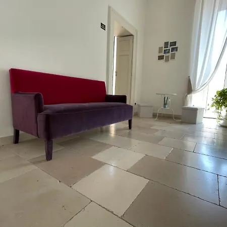 Palazzo Chiaia Bed & Breakfast *